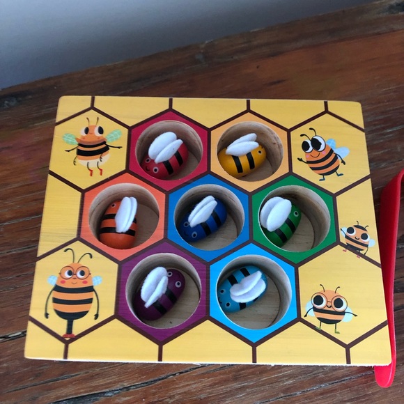 3 for $75🌵 Montessori Bee Hive Toy - Picture 2 of 3